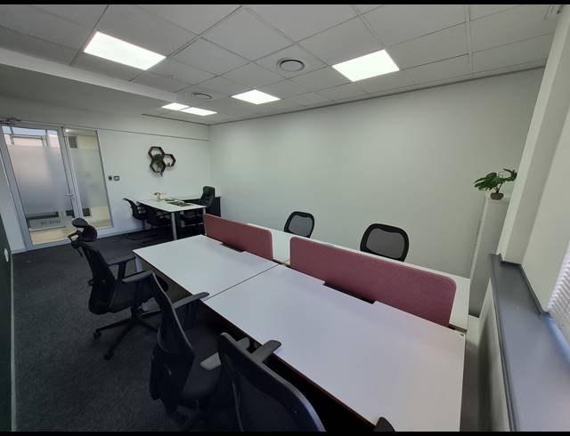 52M² OFFICE TO LET IN SANDTON CENTRAL